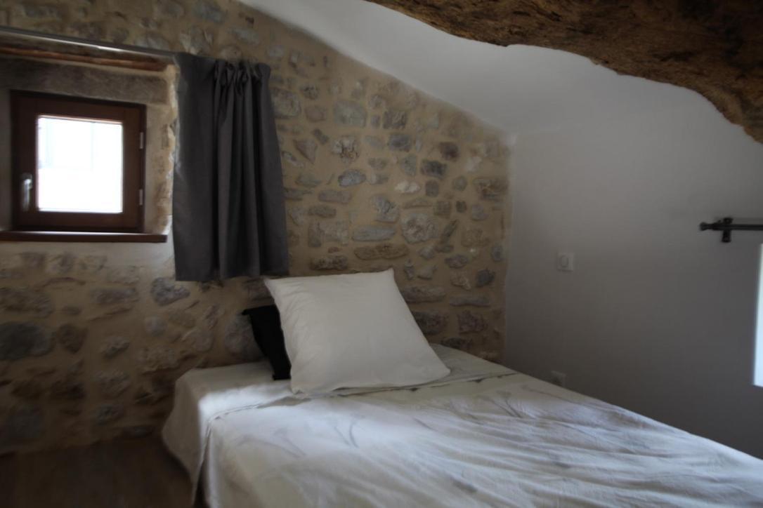 Le Mas De La Coste Saint-Sauveur-de-Cruzieres Экстерьер фото
